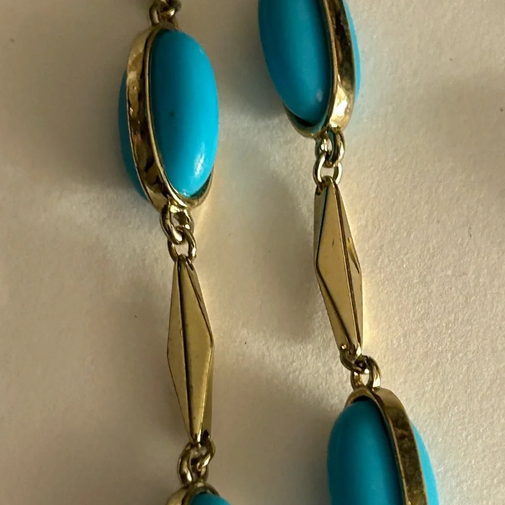 J.Crew Necklace Turquoise double sided Oval Beads, gold Diamond-shape links 34”